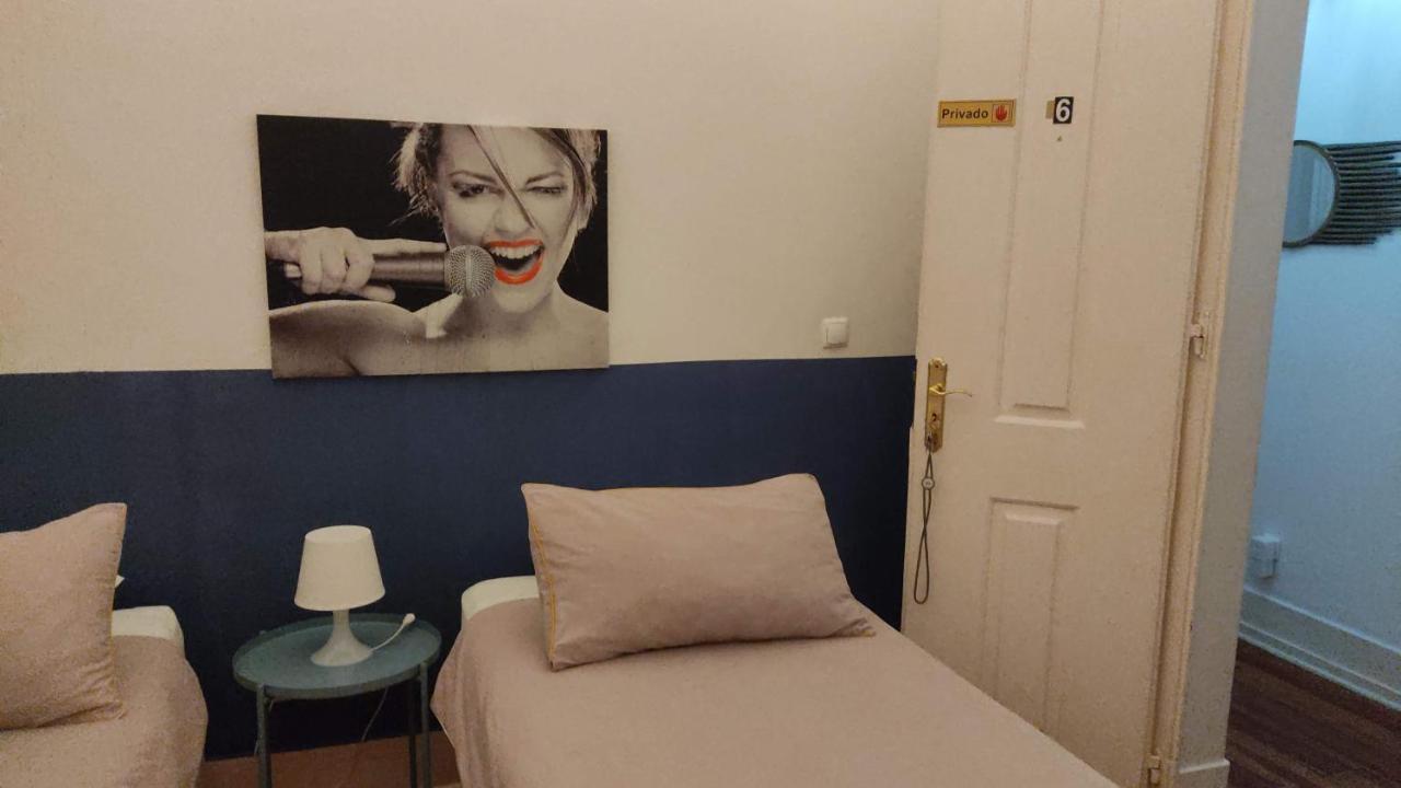 No Limit Alfama Guesthouse Lisbon Exterior photo